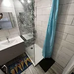 Apartmán Avec Piscine, Parking, Clim, A 50m - Fr-1-702-69 Agde